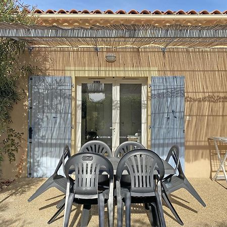 Pleasant Gite, With Collective Heated Swimming Pool, In The Heart Of The Alpilles In Mouries, 4/6 People. Villa Exteriör bild